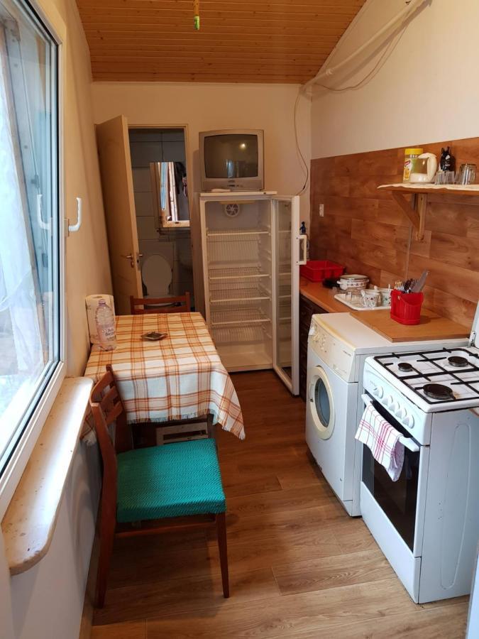Hompot Accommodation Deva Bagian luar foto