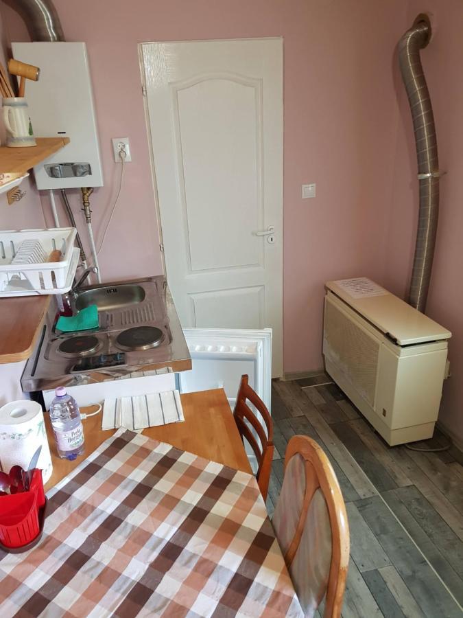 Hompot Accommodation Deva Bagian luar foto